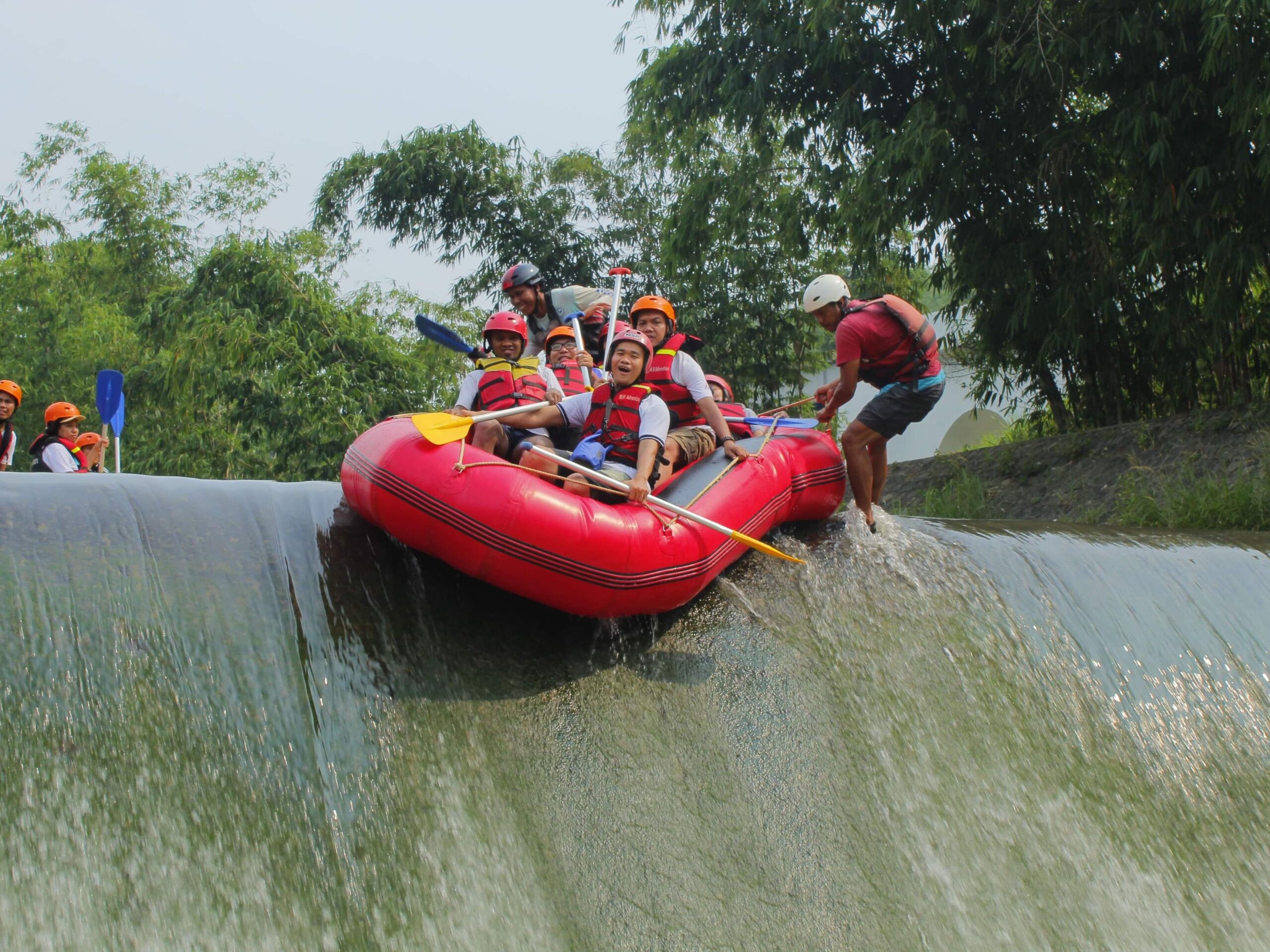 Paket Wisata Rafting Bogor
