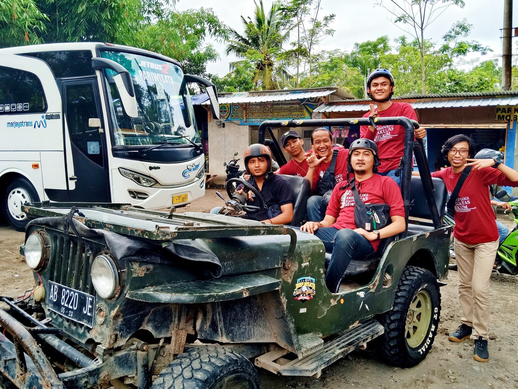 Paket Tour Jogjakarta 2H1M