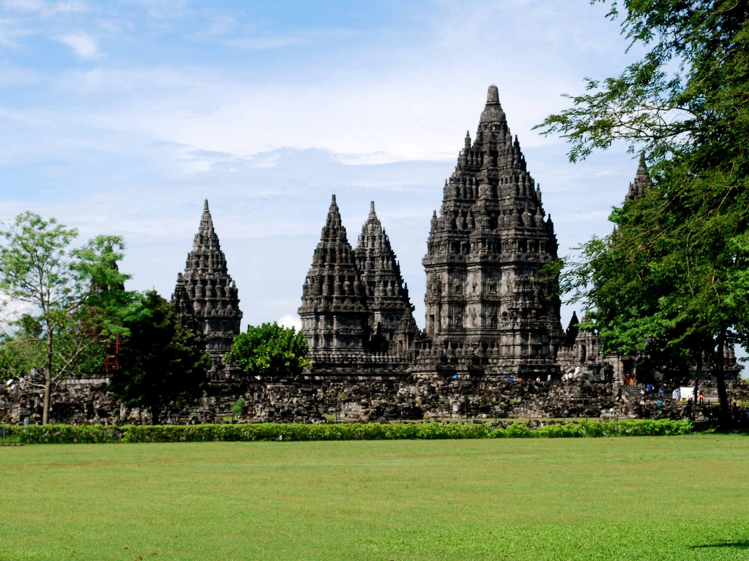 Paket Tour Jogjakarta 4H3M